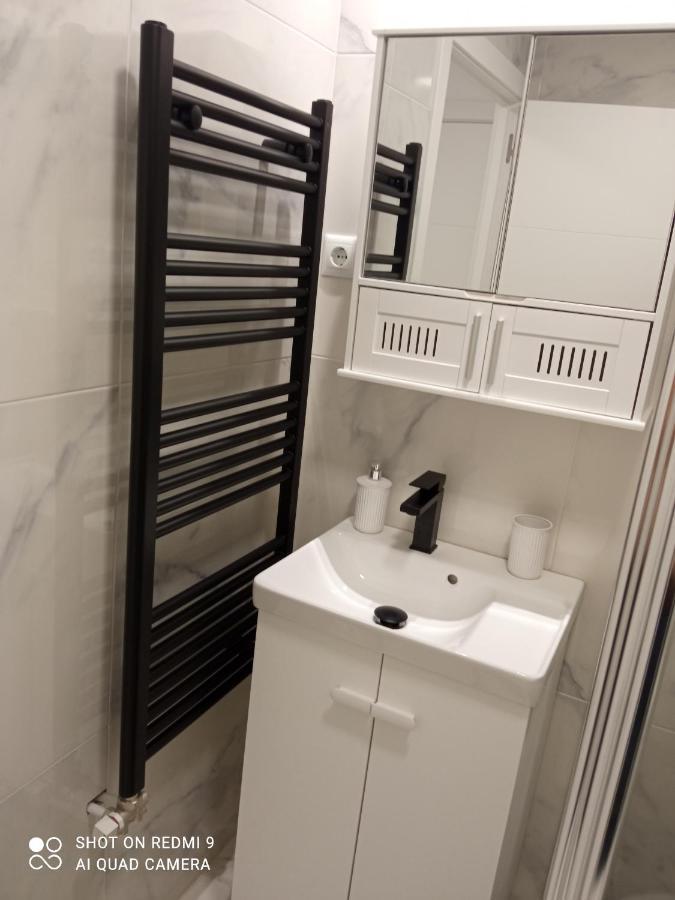 Stunning Big Studio Logrono'S Old Town Apartment Bagian luar foto