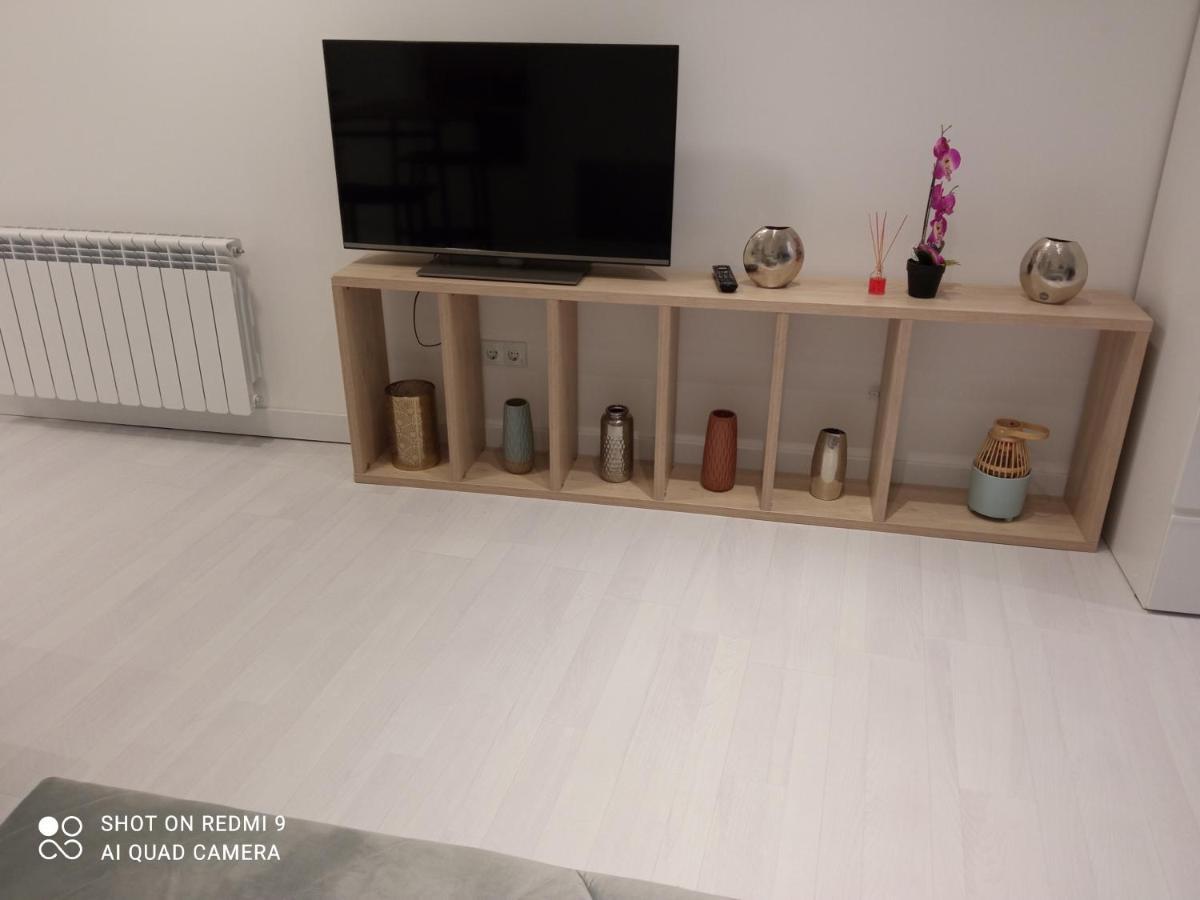 Stunning Big Studio Logrono'S Old Town Apartment Bagian luar foto